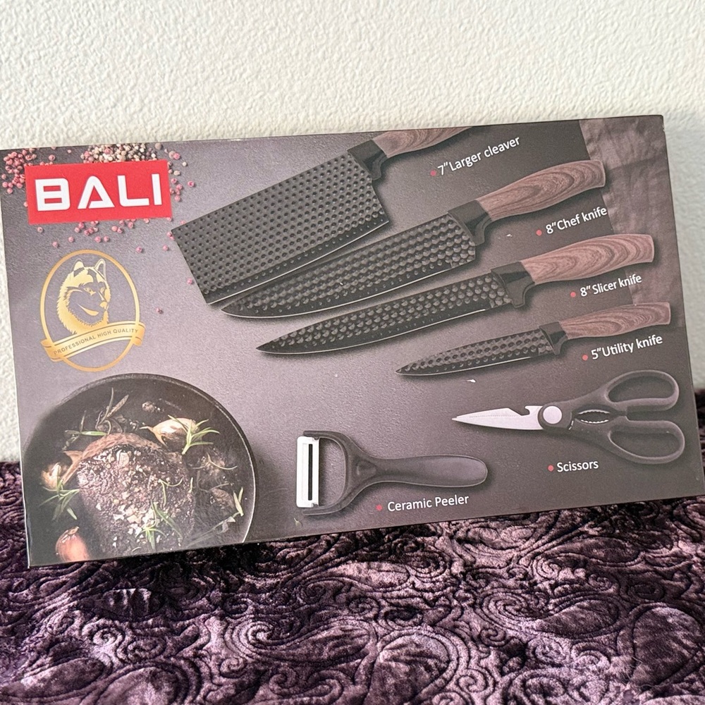 Bali Knife Set w/ Peeler & Scissors